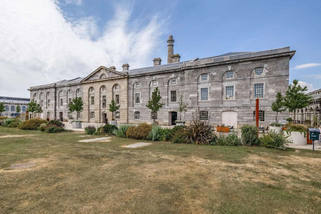 Luxury 2 Bed Apartment In Historic Royal William Yard Πλίμουθ Εξωτερικό φωτογραφία